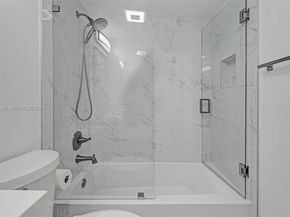 1105 Lake Shore Dr 202, Lake Park FL 33403