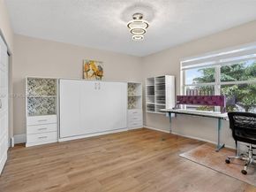 4953 Kensington Cir, Coral Springs FL 33076