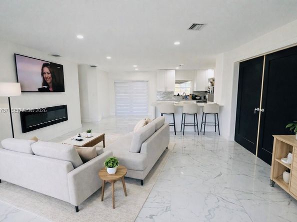 17010 NW 53rd Ave, Miami Gardens FL 33055