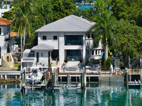 176 S Hibiscus Dr, Miami Beach FL 33139