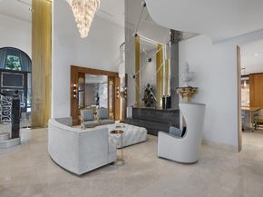 176 S Hibiscus Dr, Miami Beach FL 33139