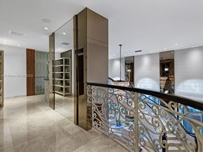 176 S Hibiscus Dr, Miami Beach FL 33139