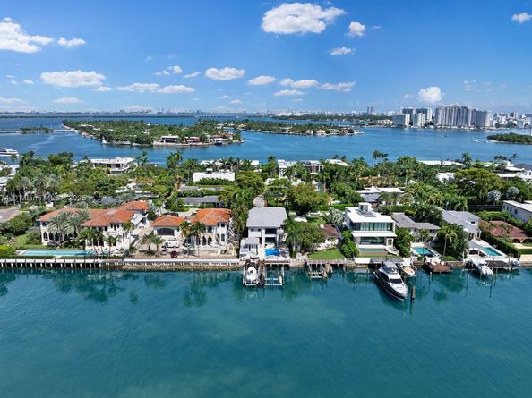 176 S Hibiscus Dr, Miami Beach FL 33139