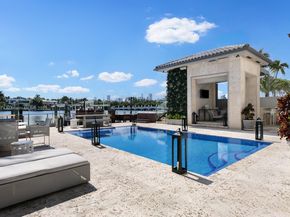 176 S Hibiscus Dr, Miami Beach FL 33139