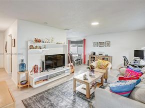 3004 NW 7th St, Fort Lauderdale FL 33311