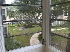 5103 NW 35th St 503, Lauderdale Lakes FL 33319