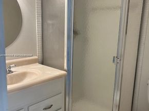 5103 NW 35th St 503, Lauderdale Lakes FL 33319