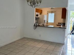 5103 NW 35th St 503, Lauderdale Lakes FL 33319