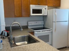 5103 NW 35th St 503, Lauderdale Lakes FL 33319