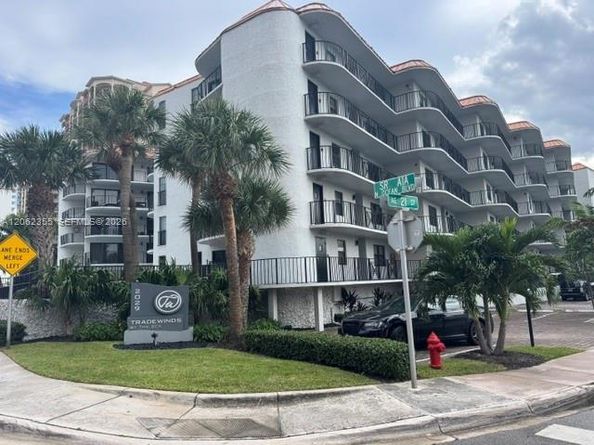 2029 N Ocean Blvd 403, Fort Lauderdale FL 33305