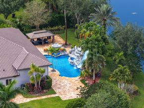 12995 SW 40th St, Davie FL 33330