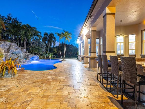 12995 SW 40th St, Davie FL 33330