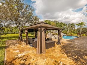 12995 SW 40th St, Davie FL 33330