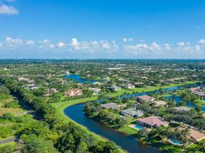12995 SW 40th St, Davie FL 33330