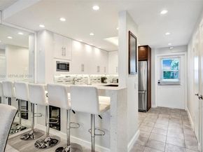 450 Paradise Isle Blvd 204, Hallandale Beach FL 33009