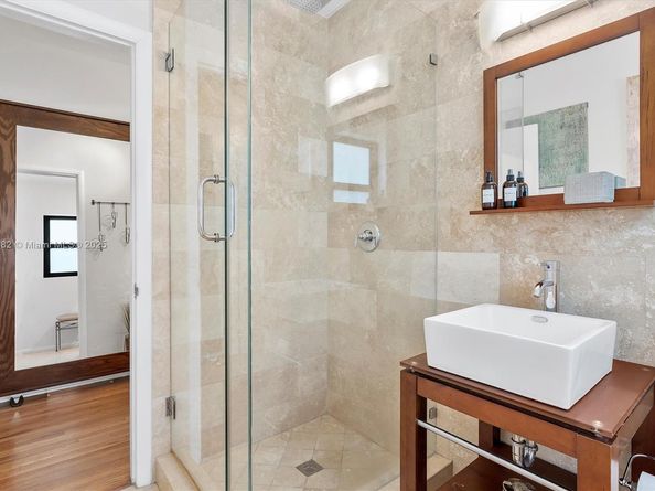 10551 NE 3rd Ave, Miami Shores FL 33138