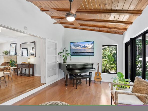 10551 NE 3rd Ave, Miami Shores FL 33138