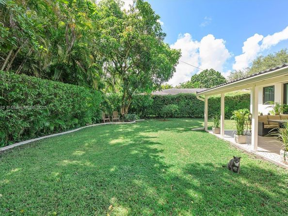10551 NE 3rd Ave, Miami Shores FL 33138