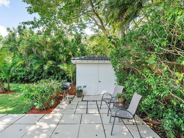 10551 NE 3rd Ave, Miami Shores FL 33138