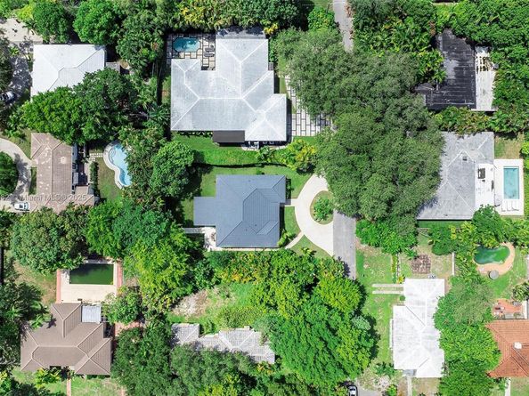 10551 NE 3rd Ave, Miami Shores FL 33138