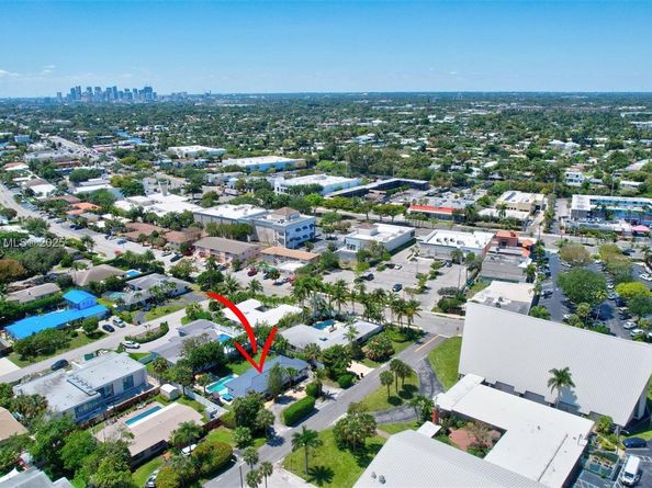 2506 NE 30th St, Fort Lauderdale FL 33306