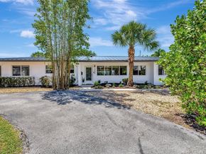 2506 NE 30th St, Fort Lauderdale FL 33306