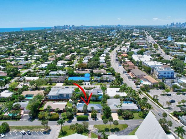 2506 NE 30th St, Fort Lauderdale FL 33306