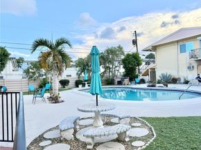 3600 Harrison St 16B, Hollywood FL 33021