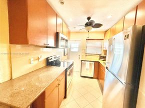 3600 Harrison St 16B, Hollywood FL 33021