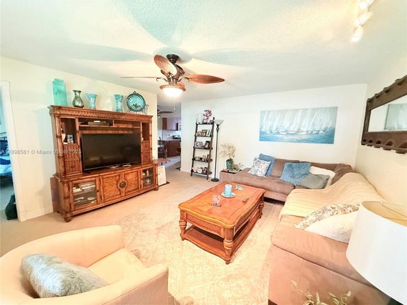 3600 Harrison St 16B, Hollywood FL 33021
