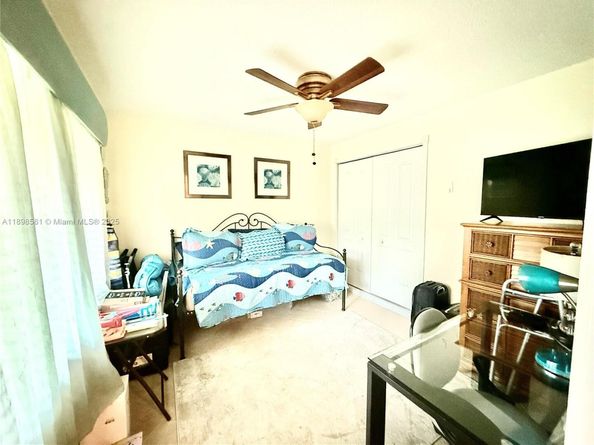 3600 Harrison St 16B, Hollywood FL 33021
