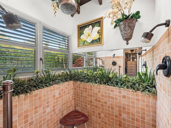 1514 Zuleta Ave, Coral Gables FL 33146