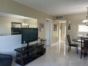 4805 NW 35th St 506, Lauderdale Lakes FL 33319