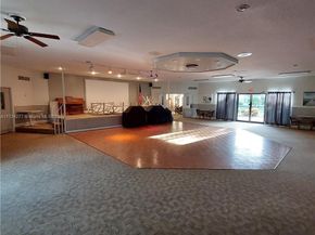 4805 NW 35th St 506, Lauderdale Lakes FL 33319