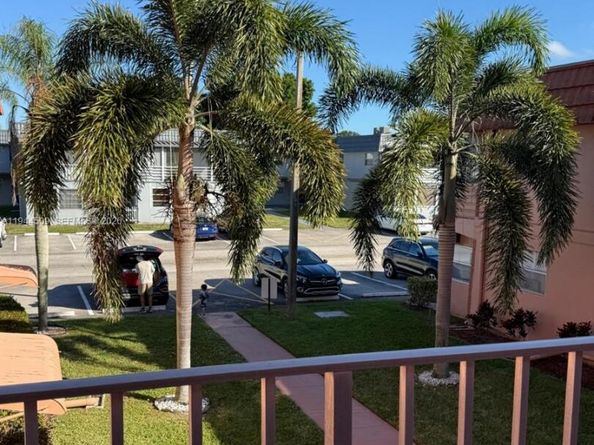 566 Saxony L 566, Delray Beach FL 33446