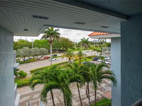 405 S Pine Island Rd 405D, Plantation FL 33324