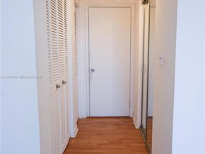 901 Hillcrest Dr 504, Hollywood FL 33021