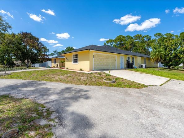 17075 Orange Grove Blvd, Loxahatchee FL 33470