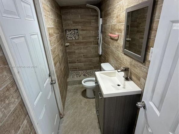 12455 SW 185th Ter, Miami FL 33177