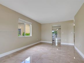 9241 SW 204th Ter, Cutler Bay FL 33189