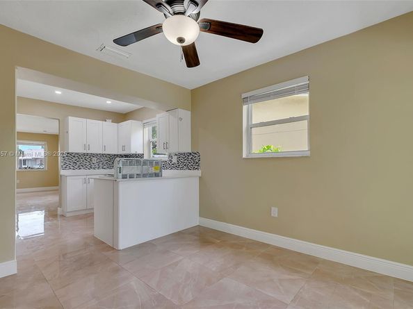 9241 SW 204th Ter, Cutler Bay FL 33189
