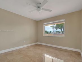 9241 SW 204th Ter, Cutler Bay FL 33189