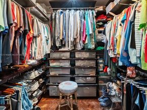 2100 NE 211th Ter, Miami FL 33179