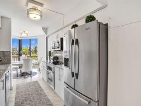 1000 E Island Blvd 503, Aventura FL 33160