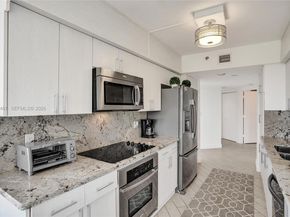 1000 E Island Blvd 503, Aventura FL 33160