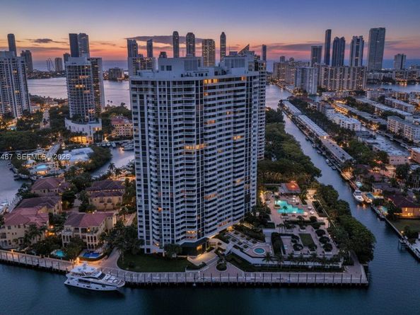 1000 E Island Blvd 503, Aventura FL 33160