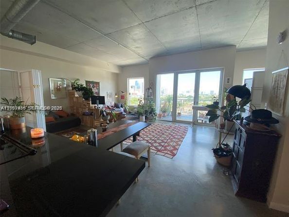 10 SW South River Dr 909, Miami FL 33130