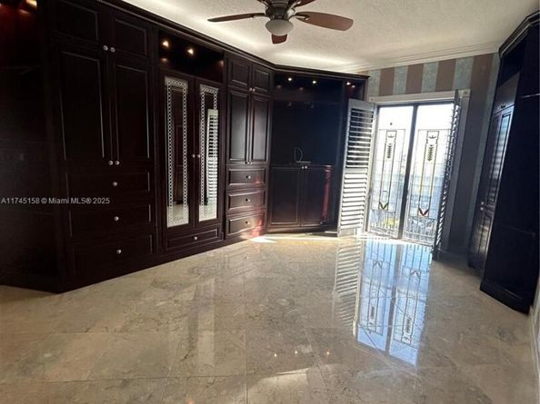 711 Biltmore Way 502, Coral Gables FL 33134