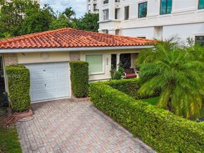 345 Malaga Ave, Coral Gables FL 33134