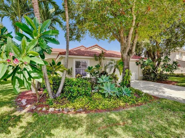 5886 Las Colinas Circle, Lake Worth FL 33463